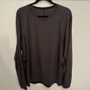 Men’s XL lululemon shirt. Tag missing.